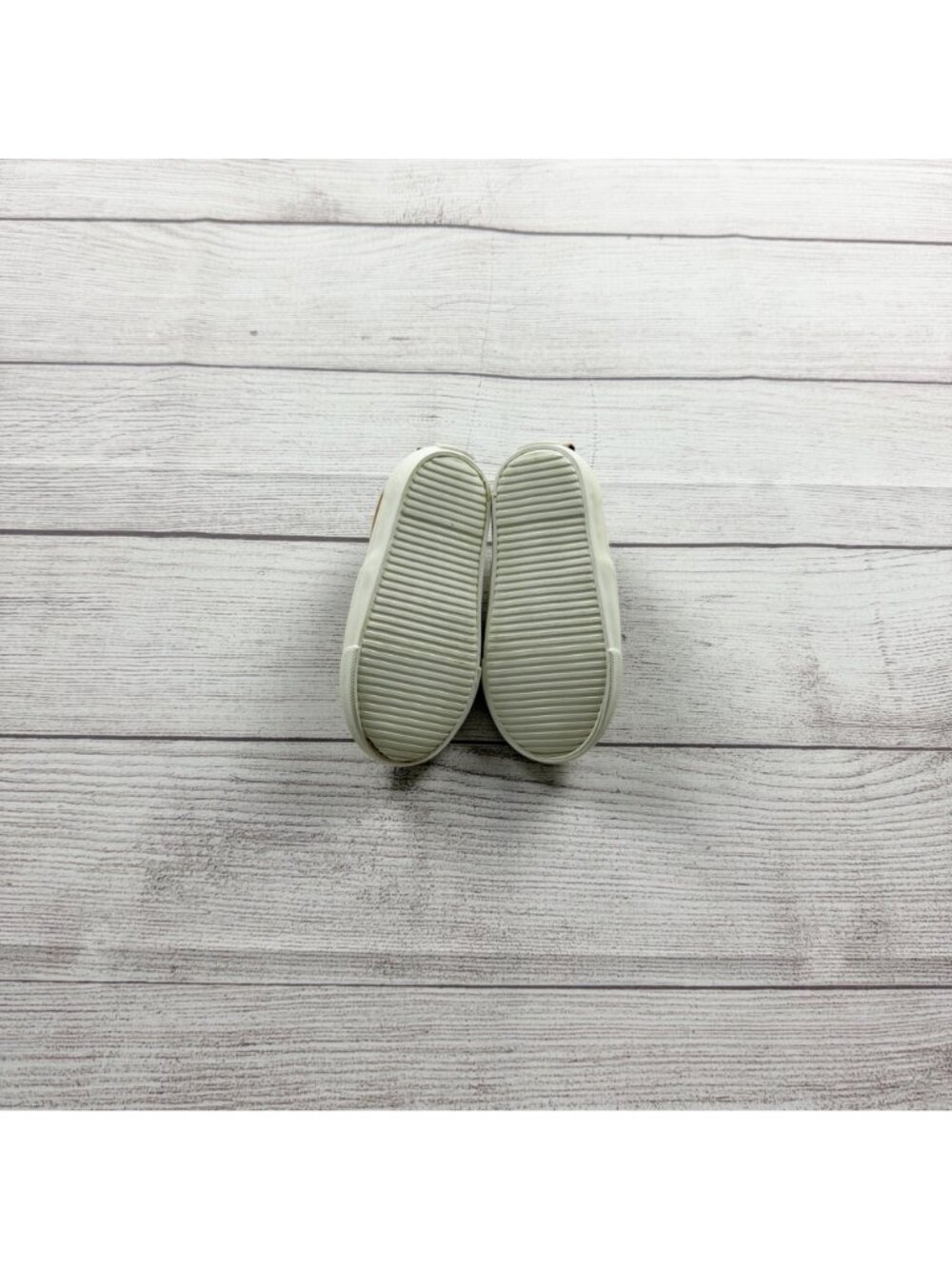 Old Navy Toddler Slip On Faux Suede Shoes Sherpa Lining Tan 6 - Picture 3 of 5